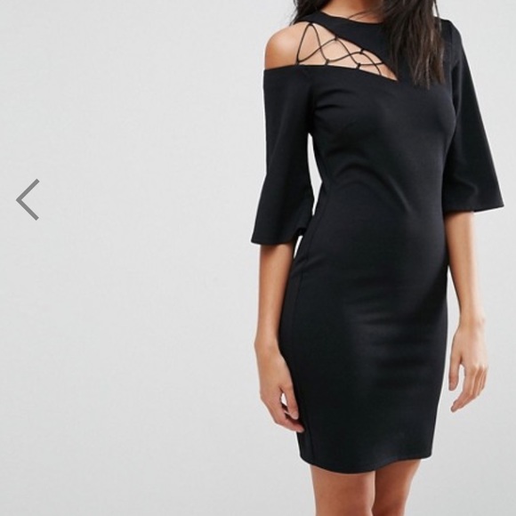 NWT ASOS Black 3/4 Sleeve Lace Up Shoulder Shift Dress - Picture 2 of 4